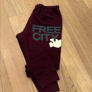 freecity Maroon Crop Sweats